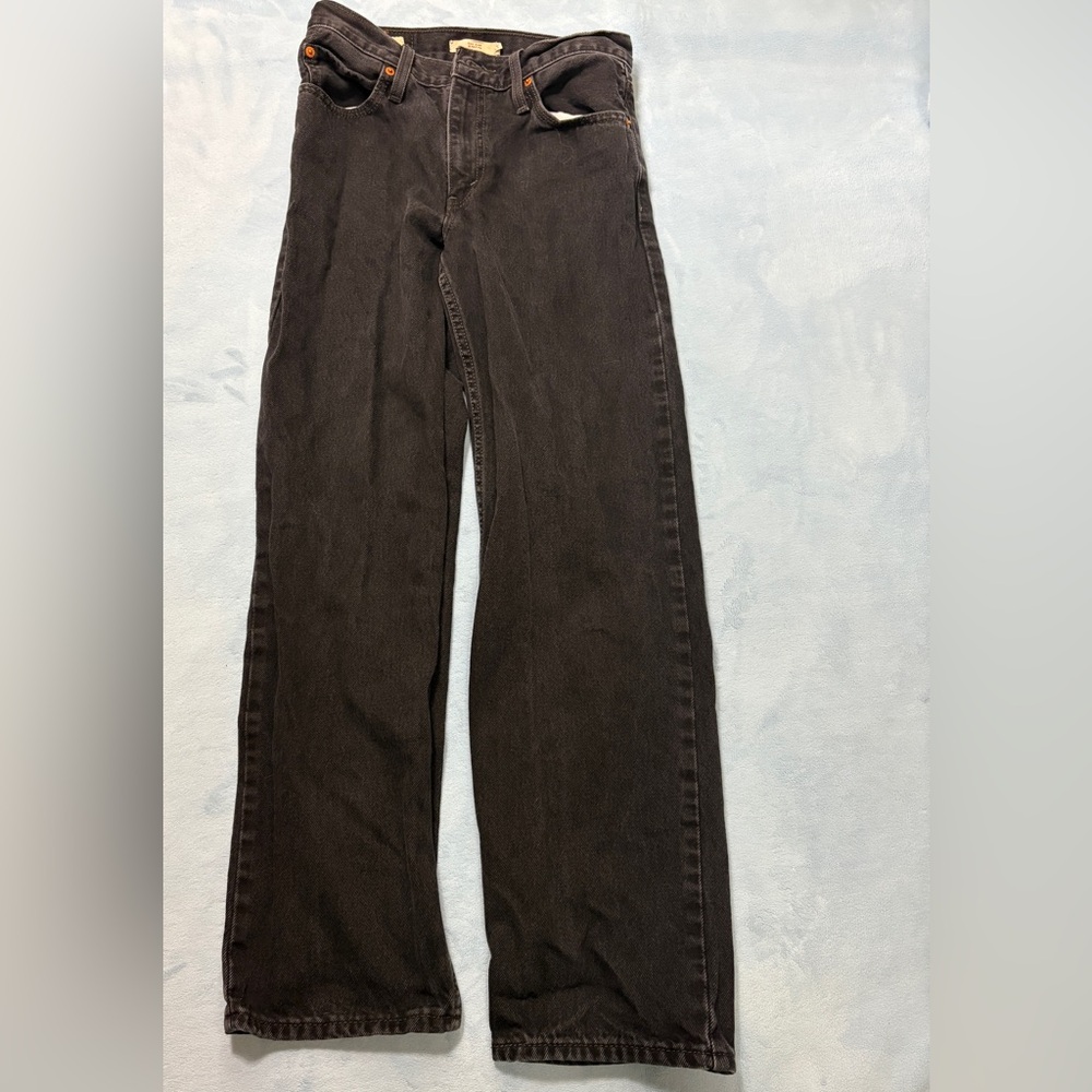 Levi’s Black Denim Dad Jeans.